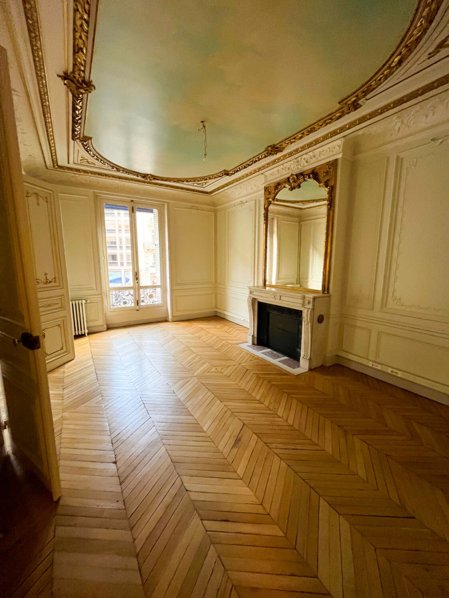 
                                                Location
                                                 Location Bureaux Paris 75001