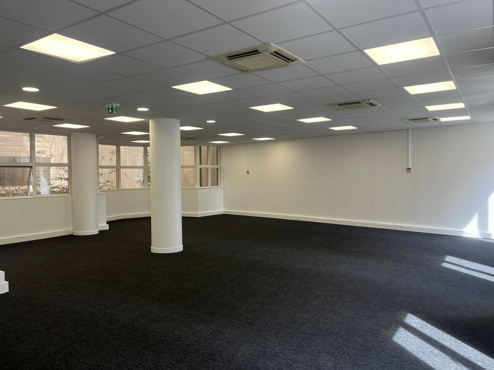 
                                                Location
                                                 Location Bureaux Paris 75001