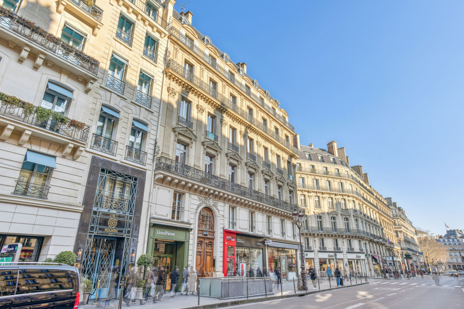 
                                                Location
                                                 Location Bureaux Paris 75001