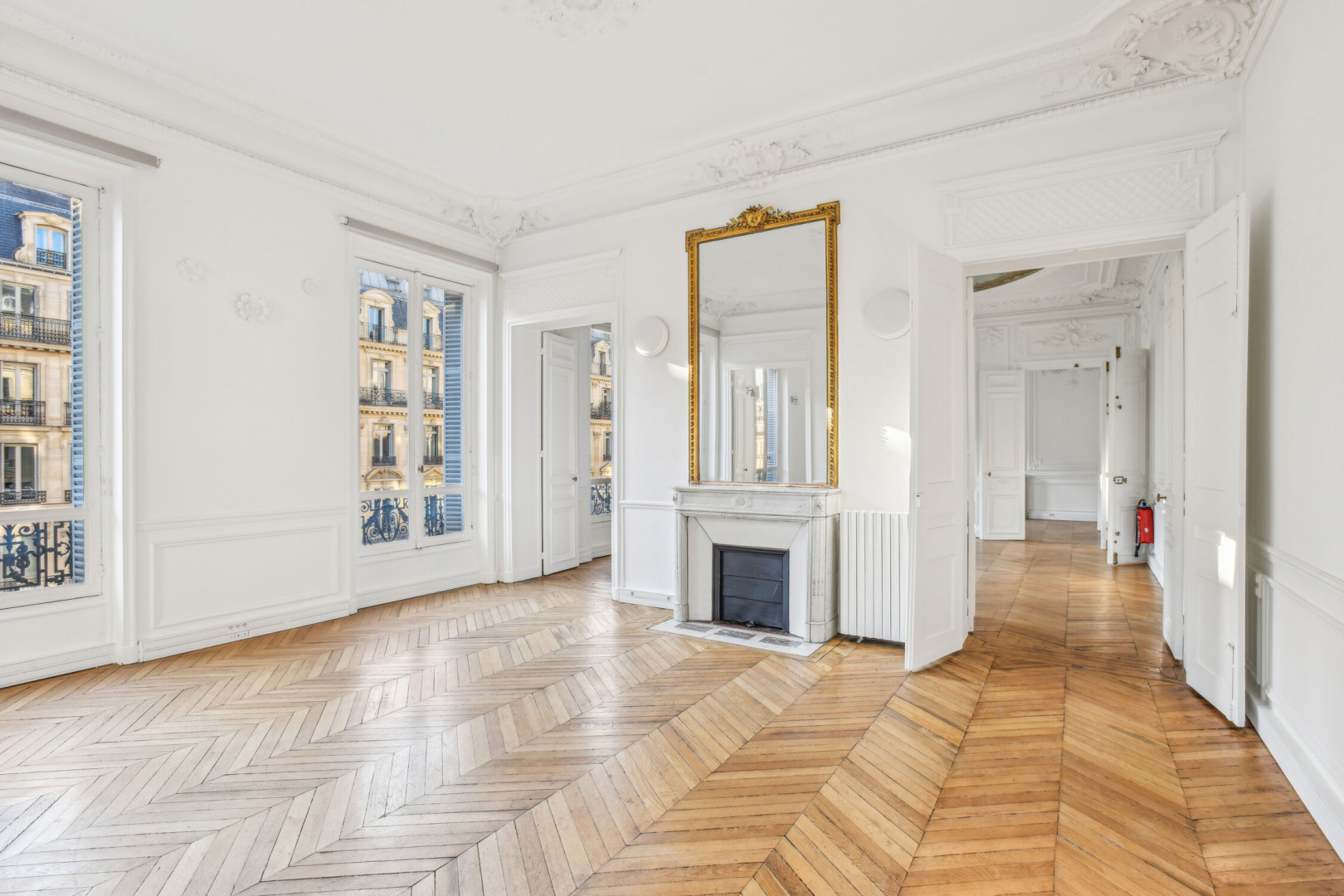 
                                                Location
                                                 Location Bureaux Paris 75001