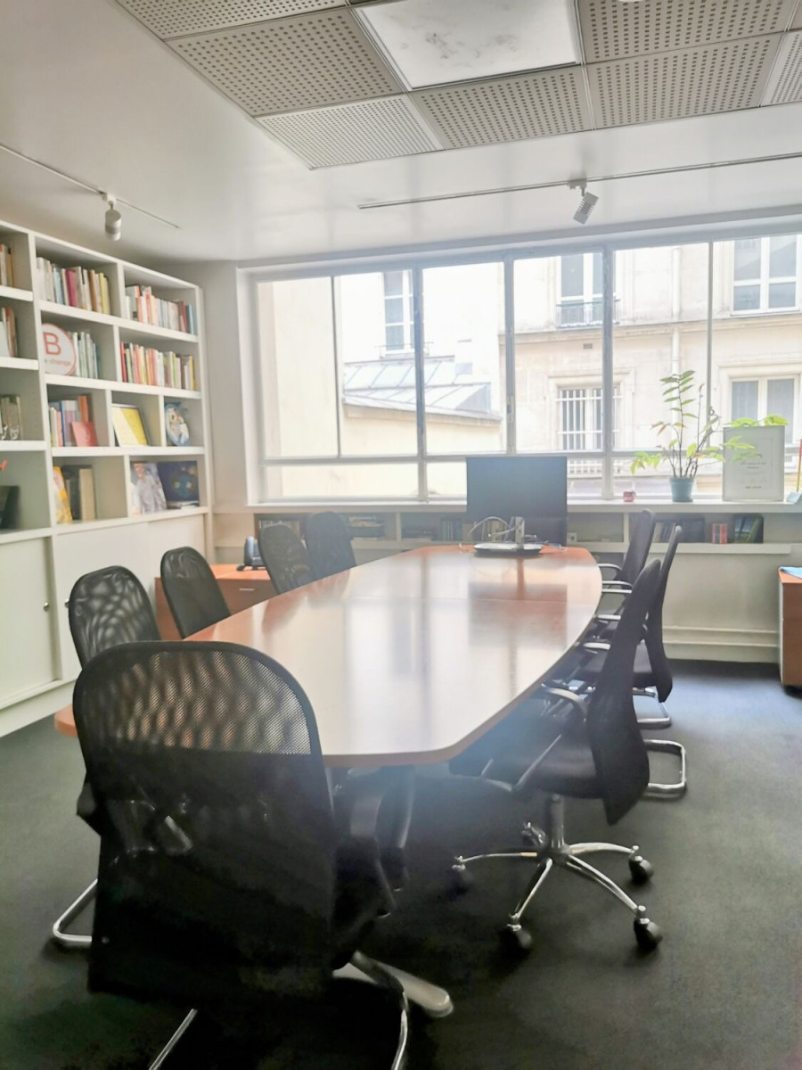 
                                                Location
                                                 Location Bureaux Paris 75001