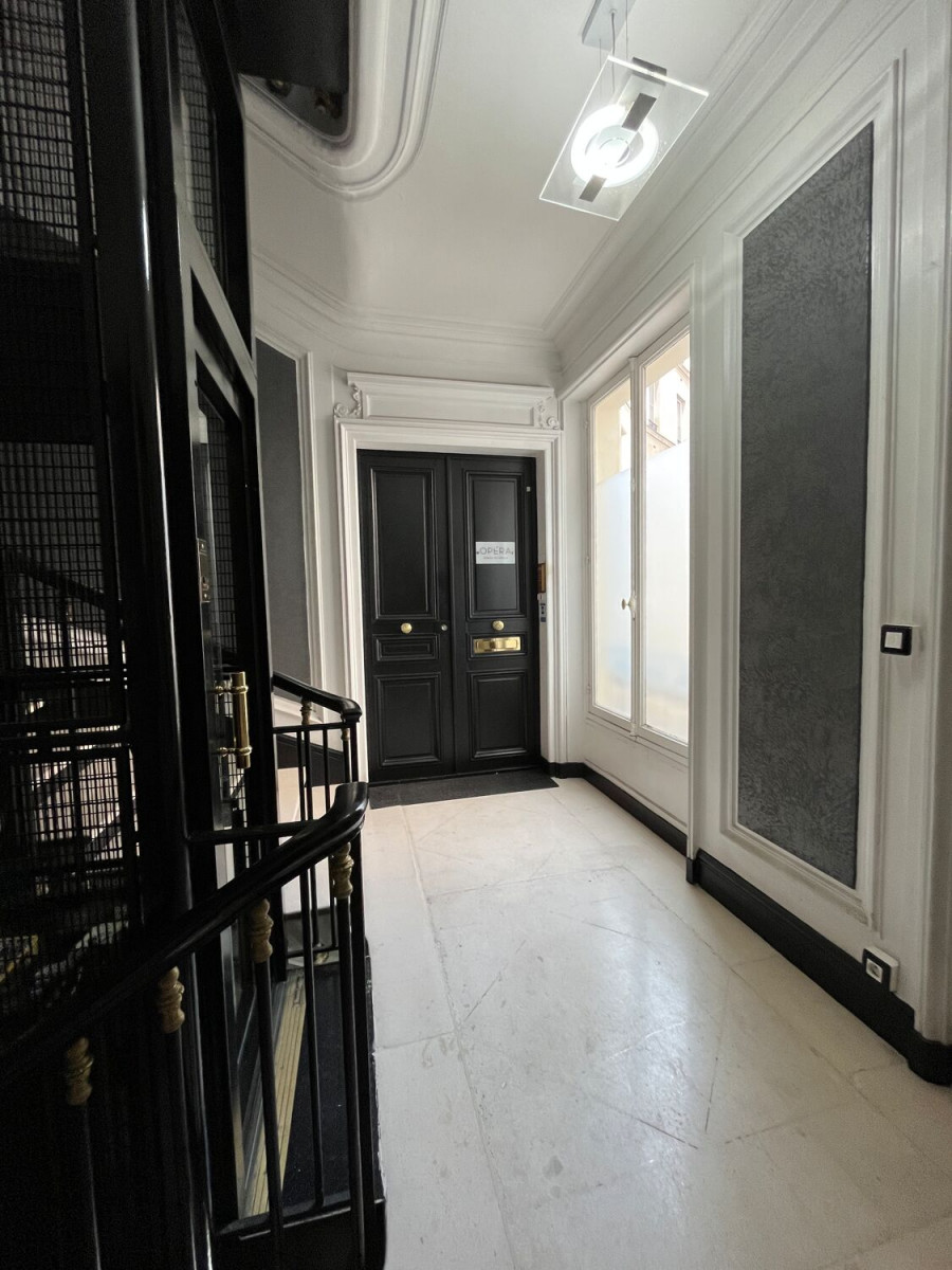 
                                                Location
                                                 Location Bureaux Paris 75001