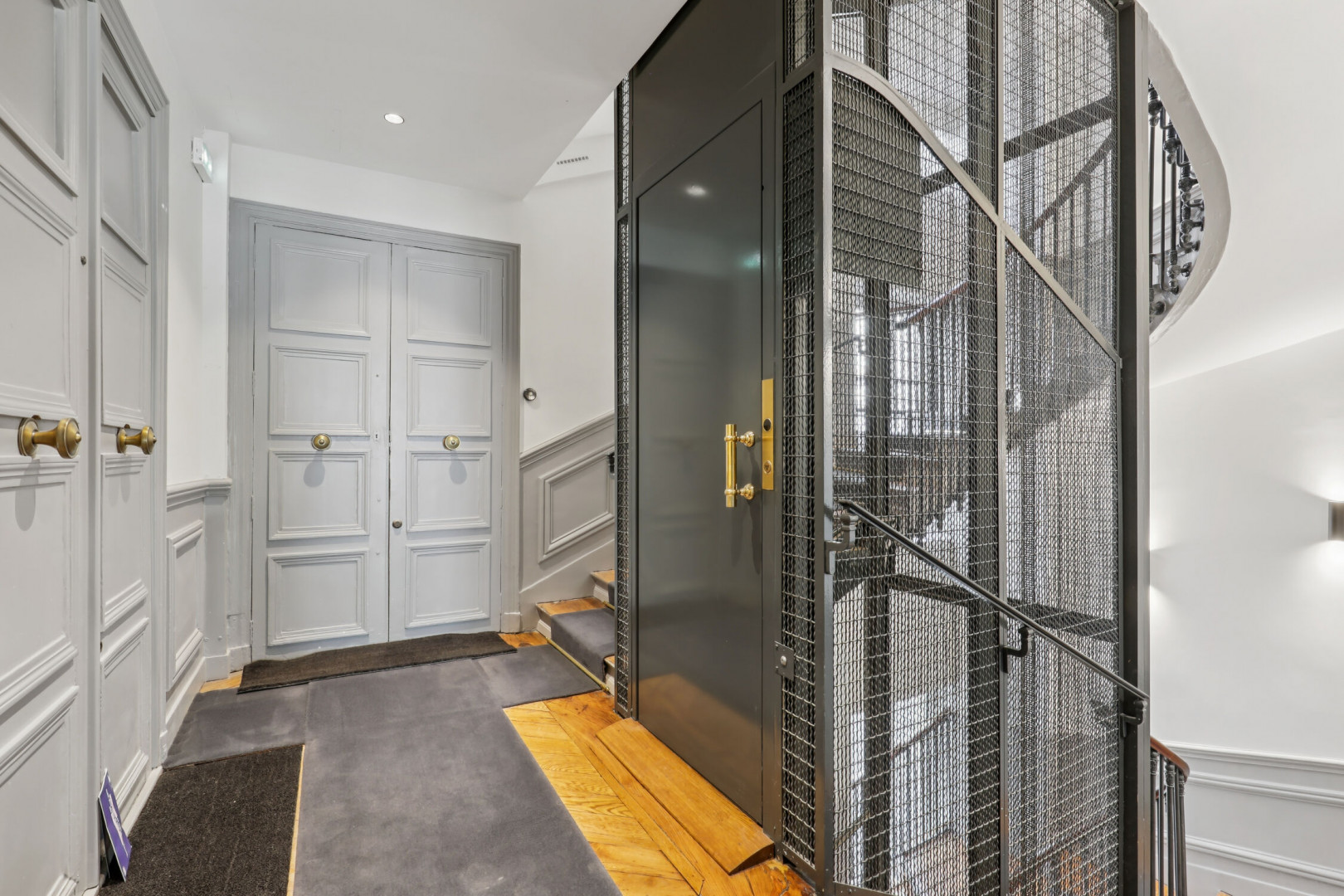 
                                                Location
                                                 Location Bureaux Paris 75001