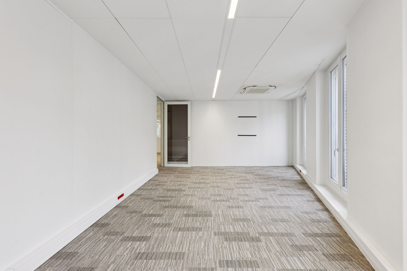 
                                                Location
                                                 Location Bureaux Paris 75001