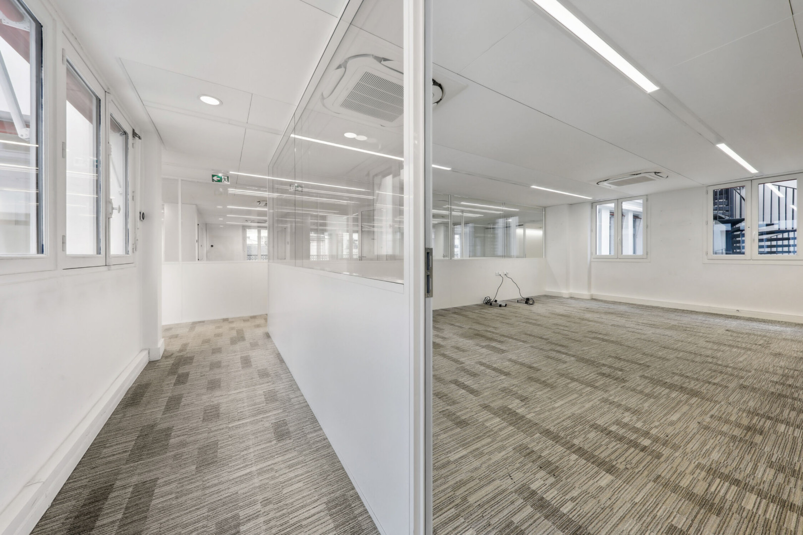 
                                                Location
                                                 Location Bureaux Paris 75001