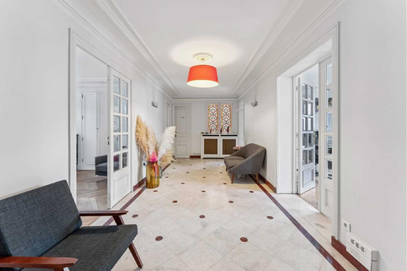 
                                                Location
                                                 Location Bureaux Paris 75001