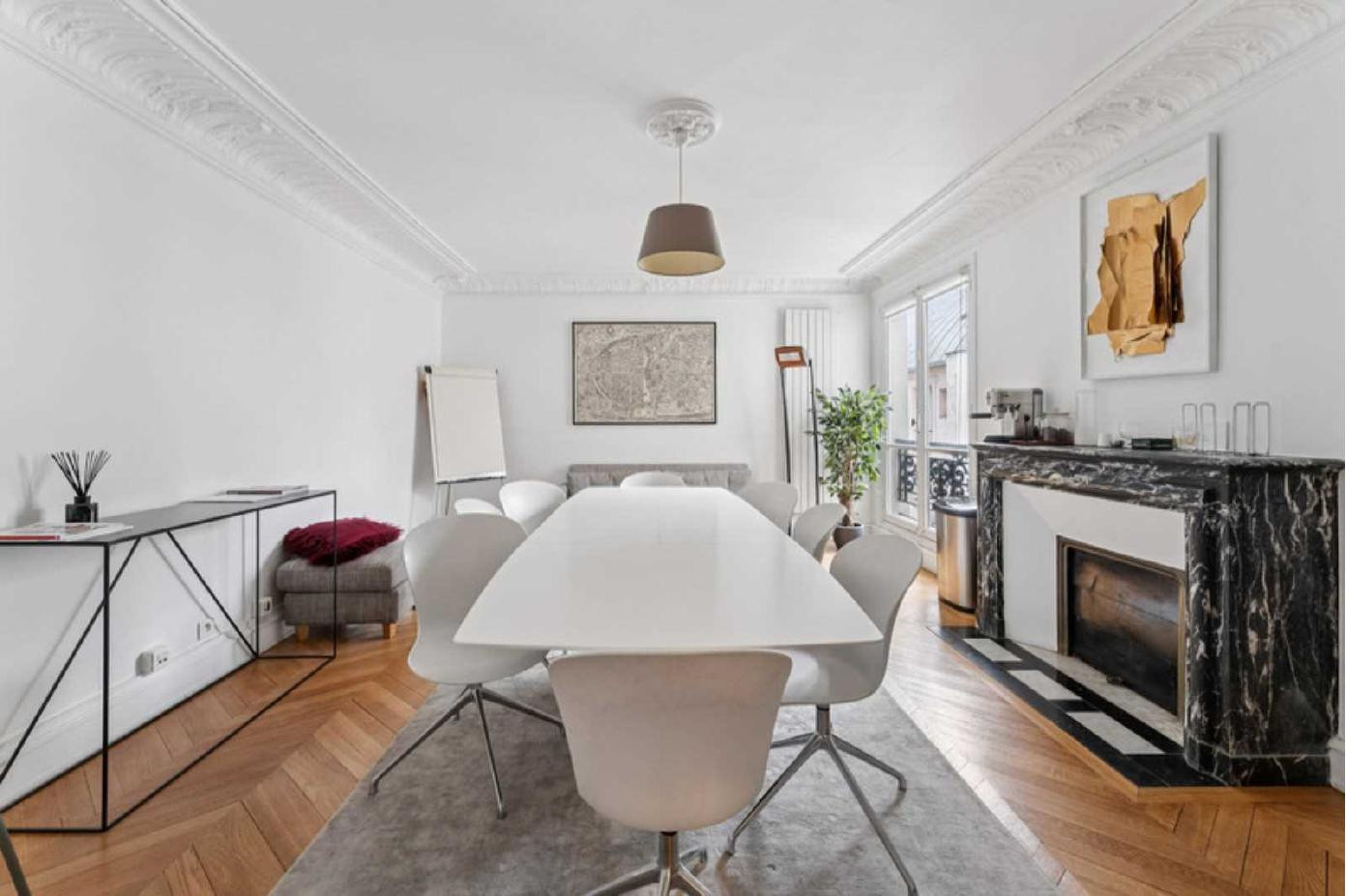 
                                                Location
                                                 Location Bureaux Paris 75001