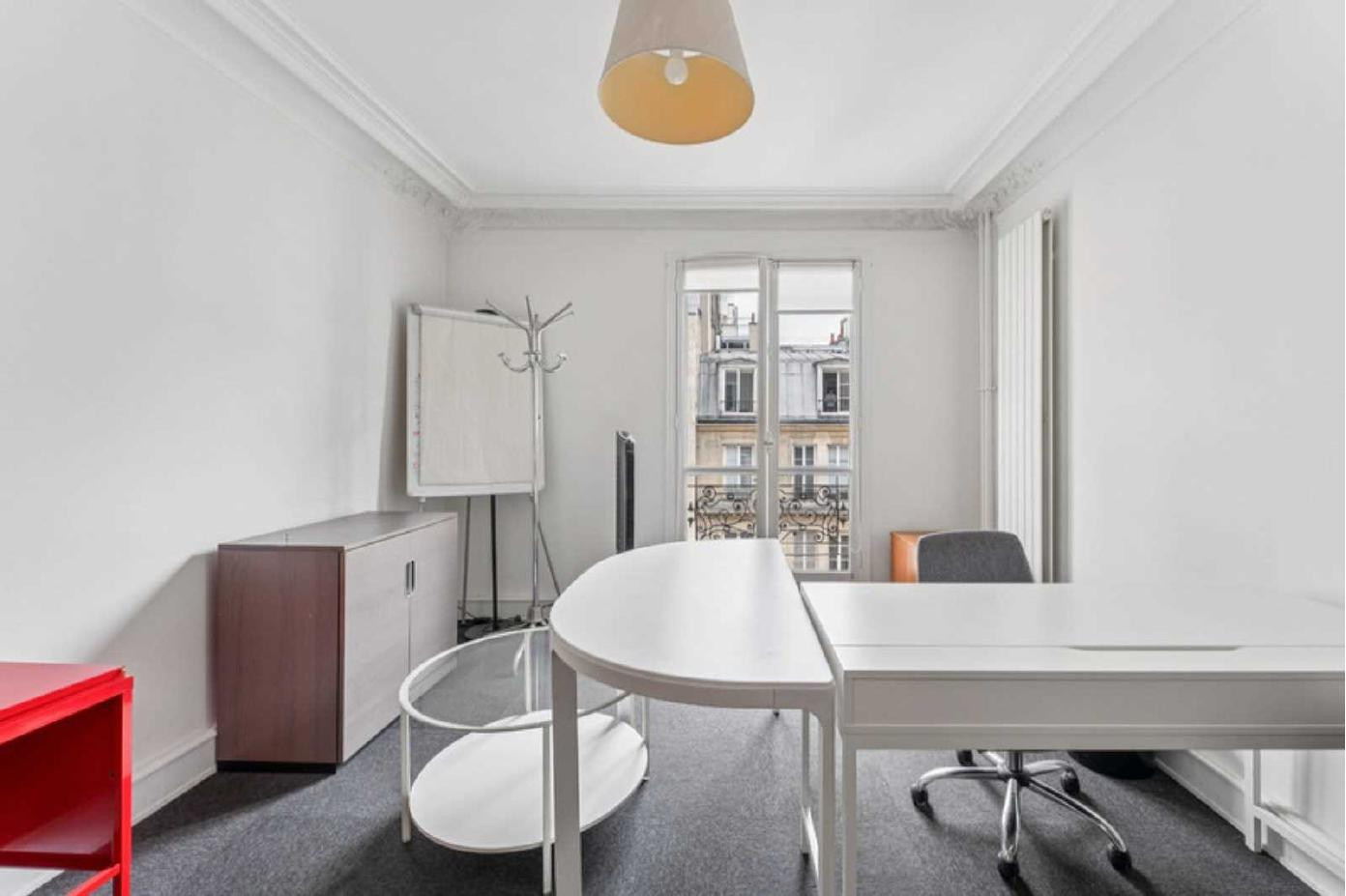 
                                                Location
                                                 Location Bureaux Paris 75001