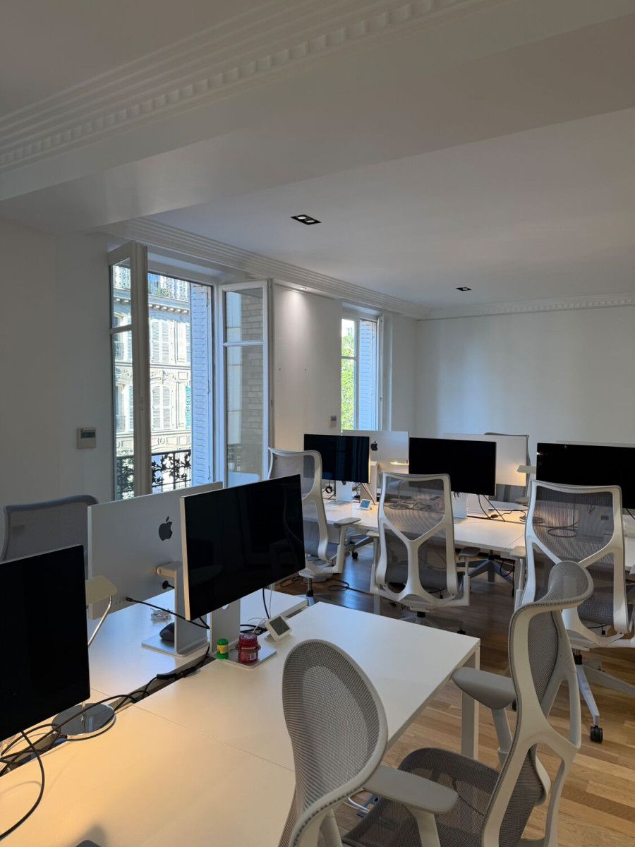 
                                                Location
                                                 Location Bureaux Paris 75001