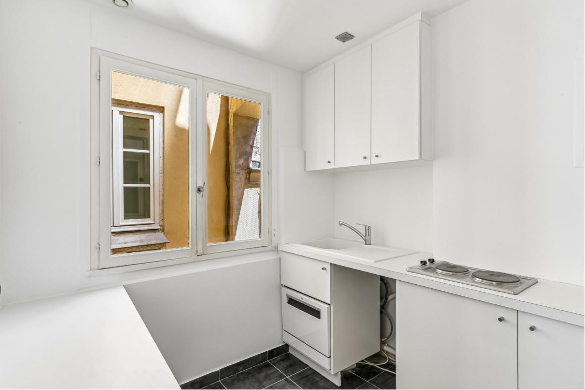 
                                                Location
                                                 Location Bureaux Paris 75001