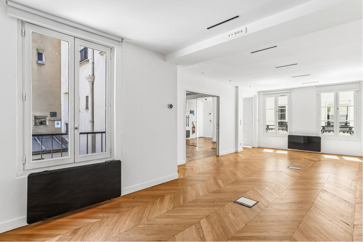 
                                                Location
                                                 Location Bureaux Paris 75001