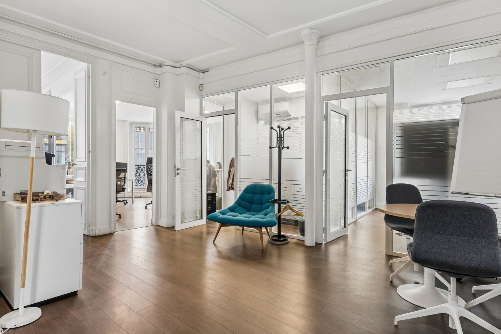 
                                                Location
                                                 Location Bureaux Paris 75001