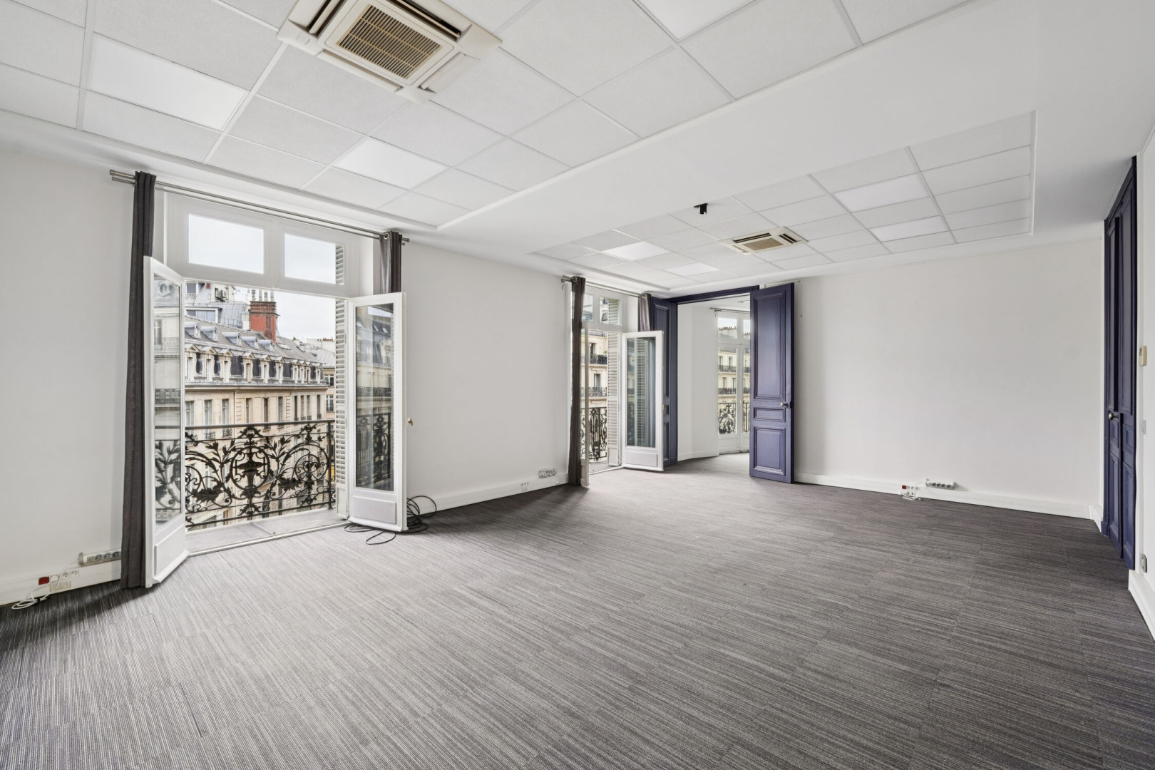 
                                                Location
                                                 Location Bureaux Paris 75001