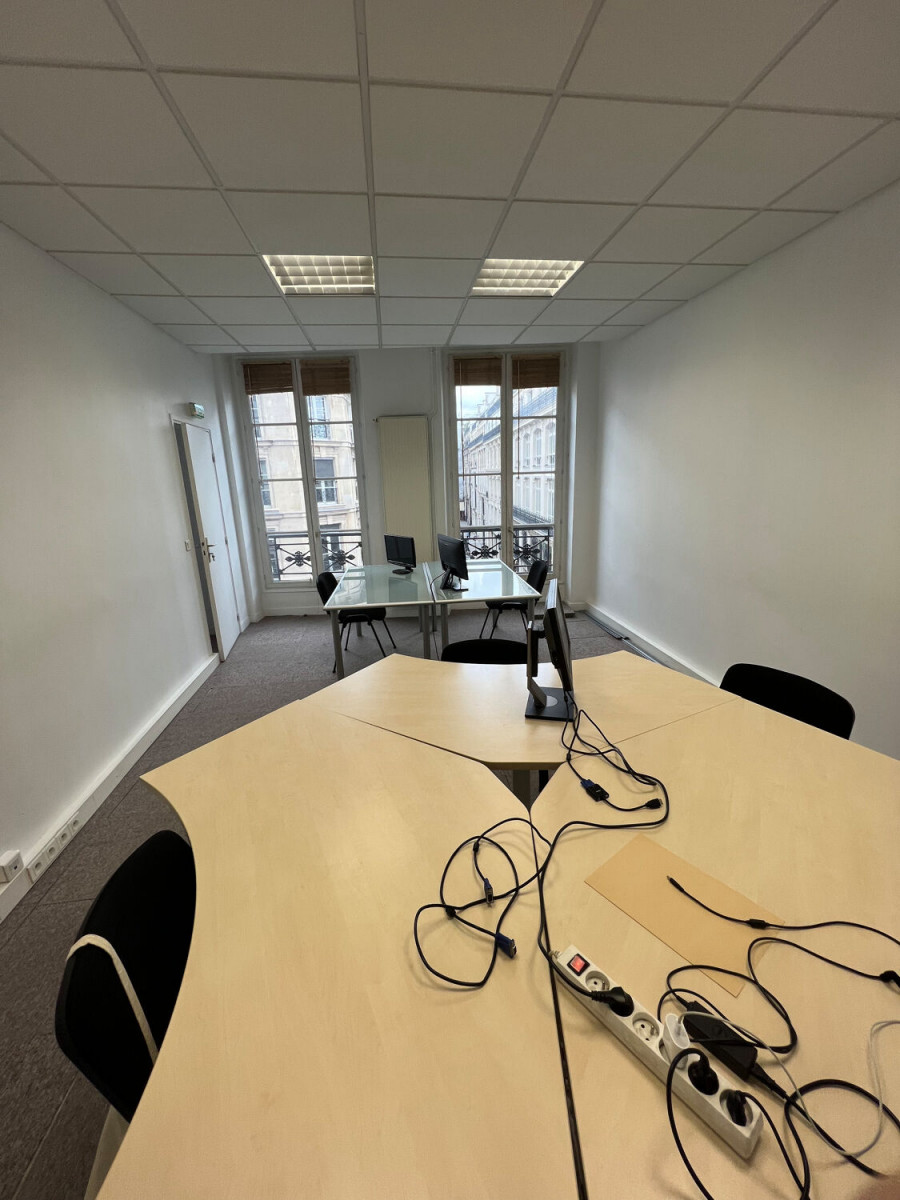 
                                                Location
                                                 Location Bureaux Paris 75002