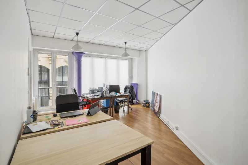 
                                                Location
                                                 Location Bureaux Paris 75002