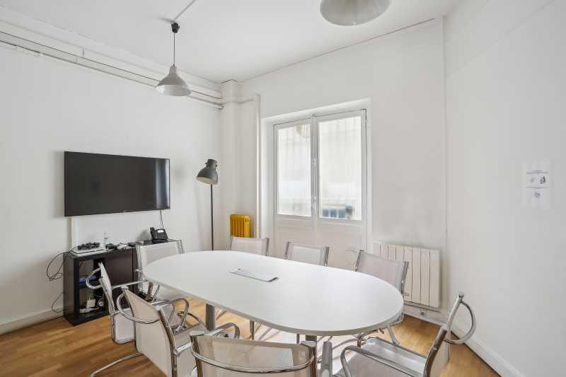 
                                                Location
                                                 Location Bureaux Paris 75002