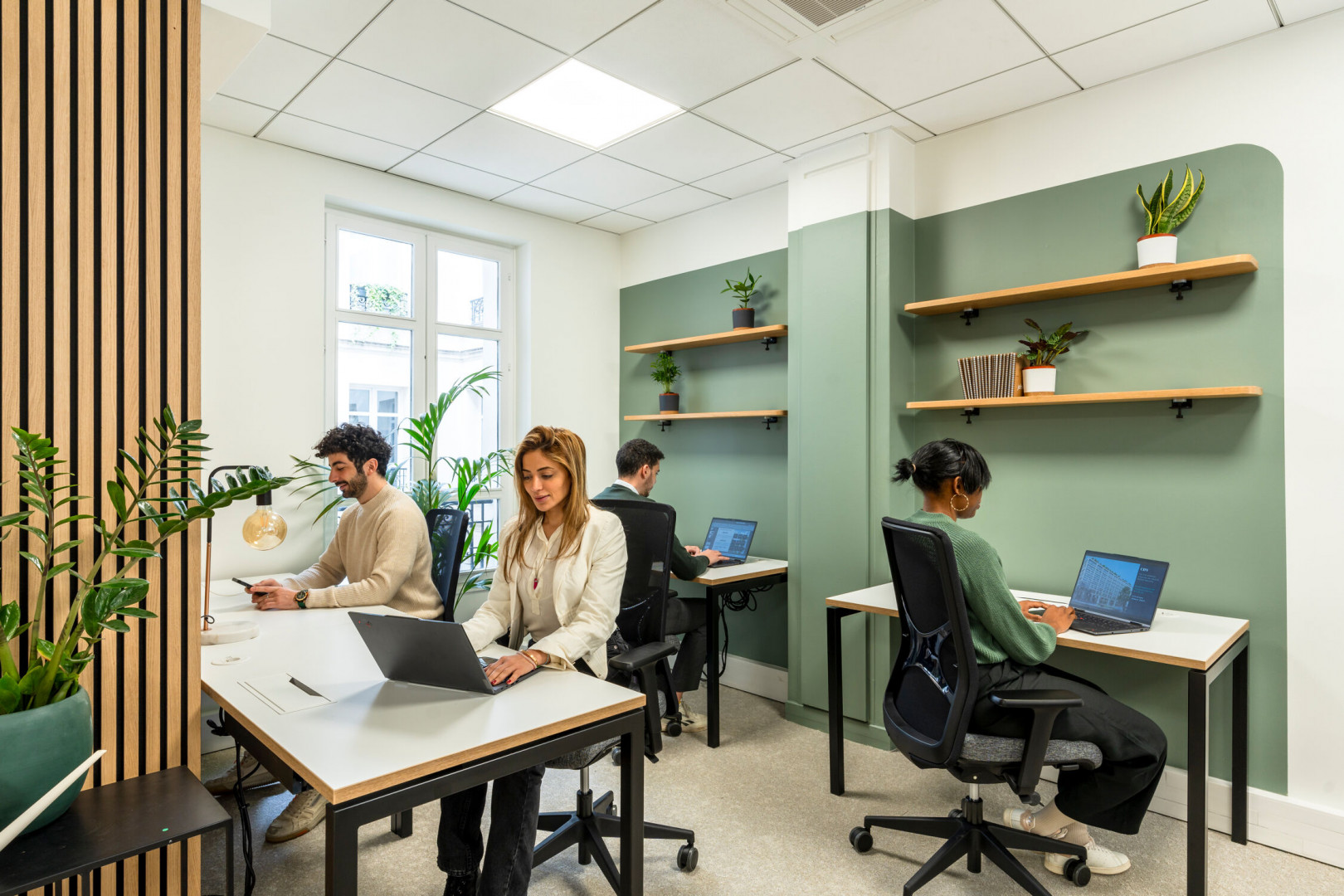 
                                                Location
                                                 Location Bureaux Paris 75002