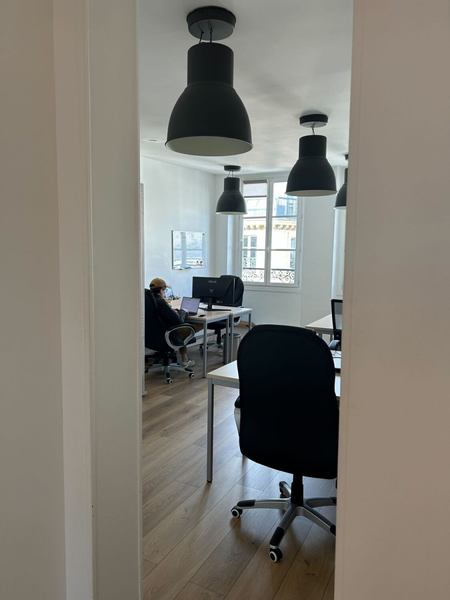 
                                                Location
                                                 Location Bureaux Paris 75002