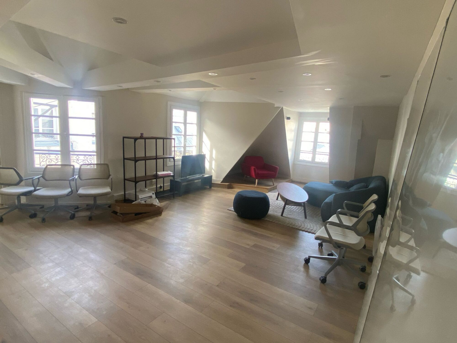 
                                                Location
                                                 Location Bureaux Paris 75002