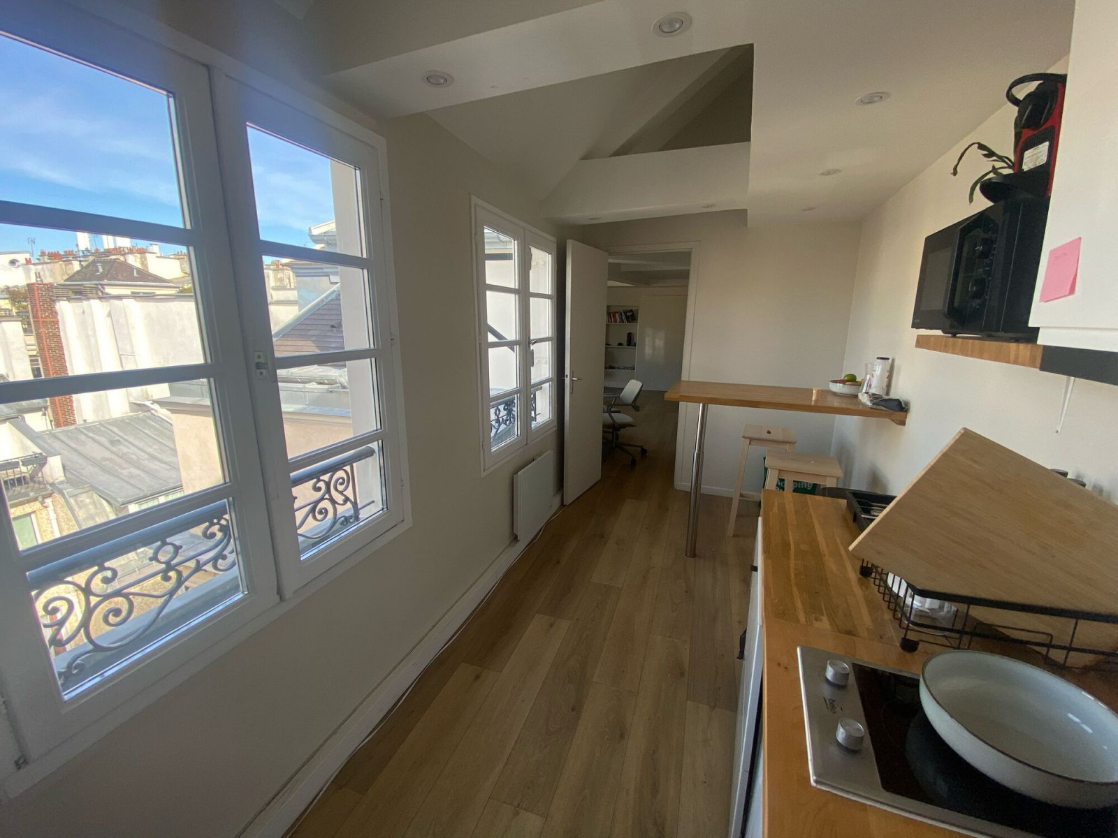 
                                                Location
                                                 Location Bureaux Paris 75002