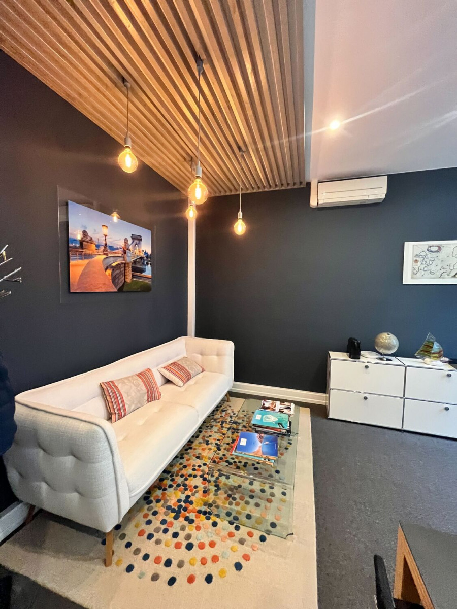 
                                                Location
                                                 Location Bureaux Paris 75002