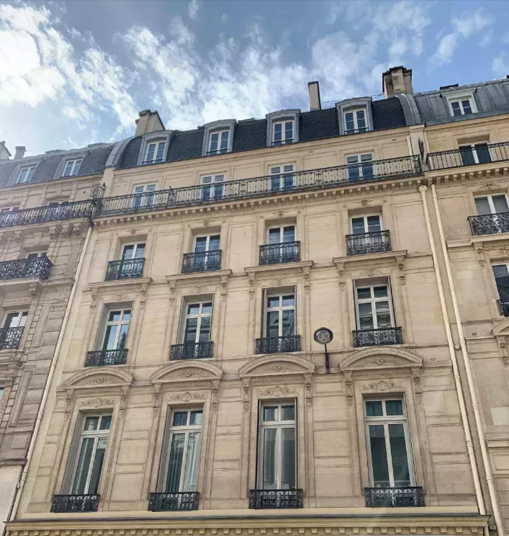 
                                                Location
                                                 Location Bureaux Paris 75002