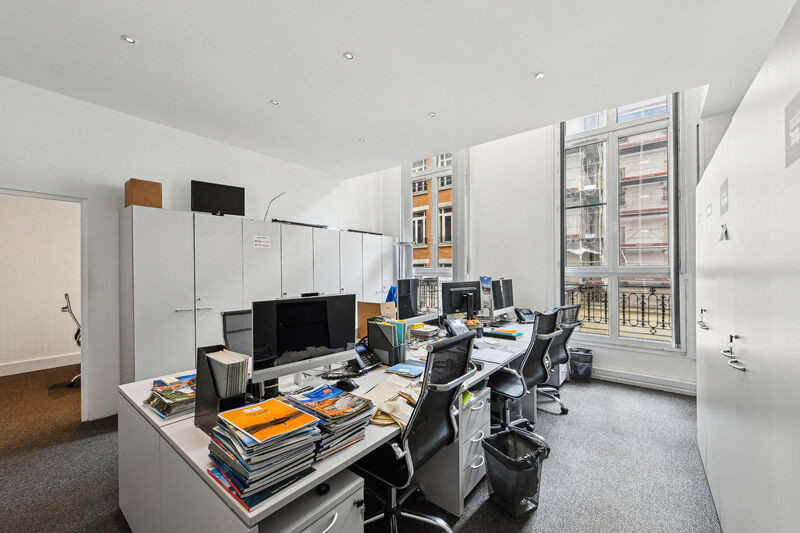 
                                                Location
                                                 Location Bureaux Paris 75002