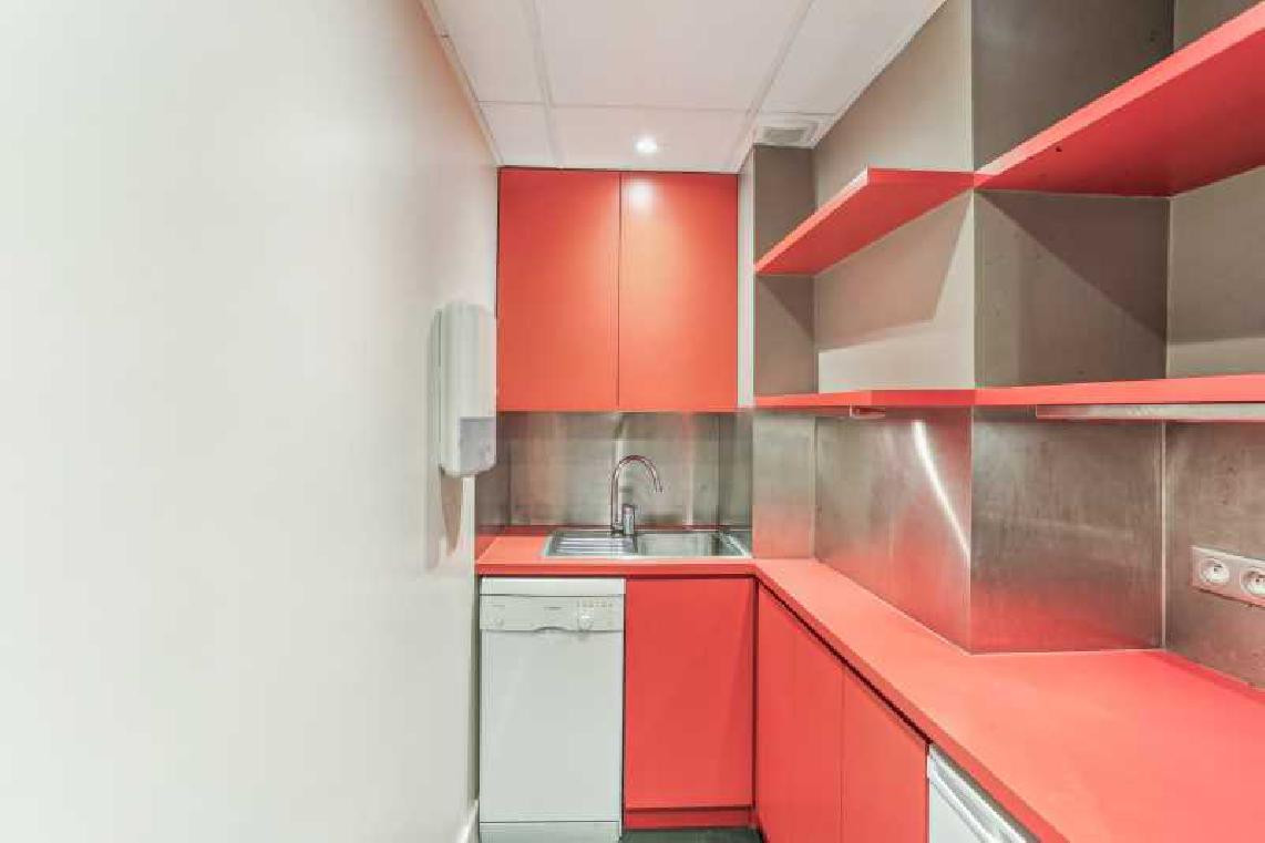 
                                                Location
                                                 Location Bureaux Paris 75002