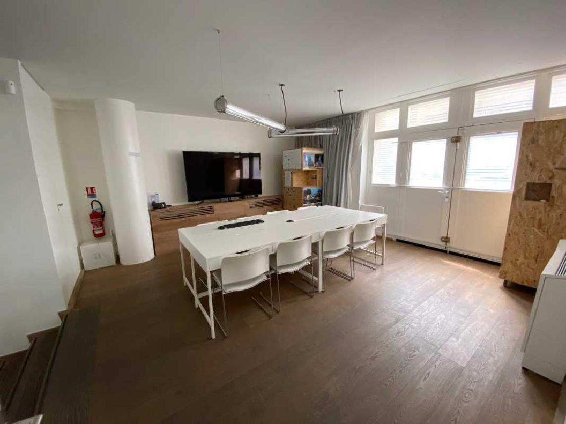 
                                                Location
                                                 Location Bureaux Paris 75002