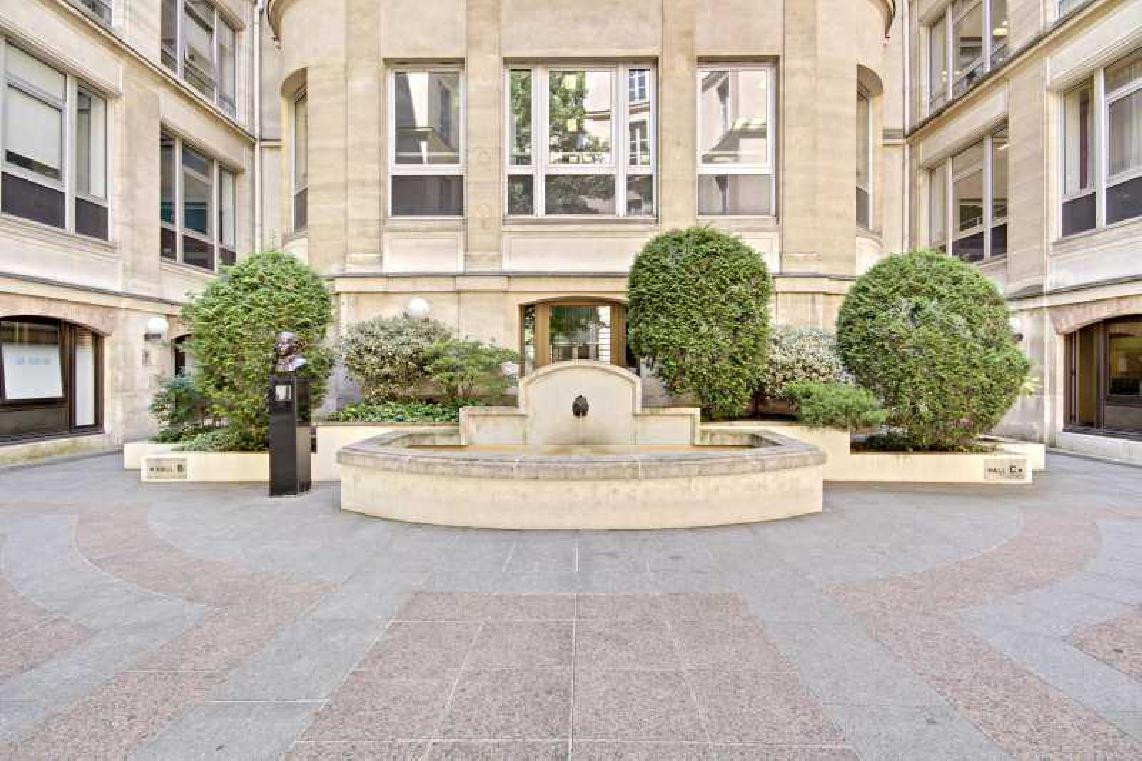 
                                                Location
                                                 Location Bureaux Paris 75002