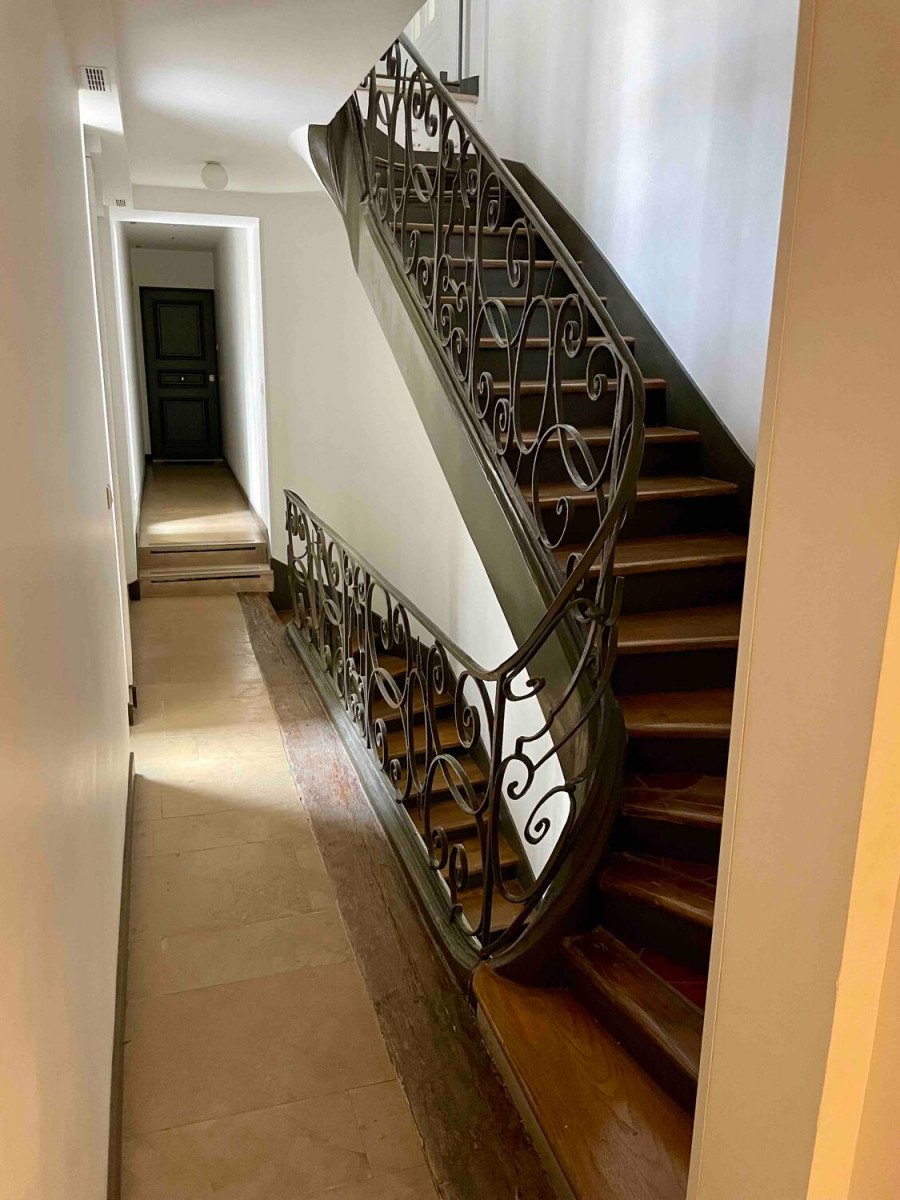 
                                                Location
                                                 Location Bureaux Paris 75002