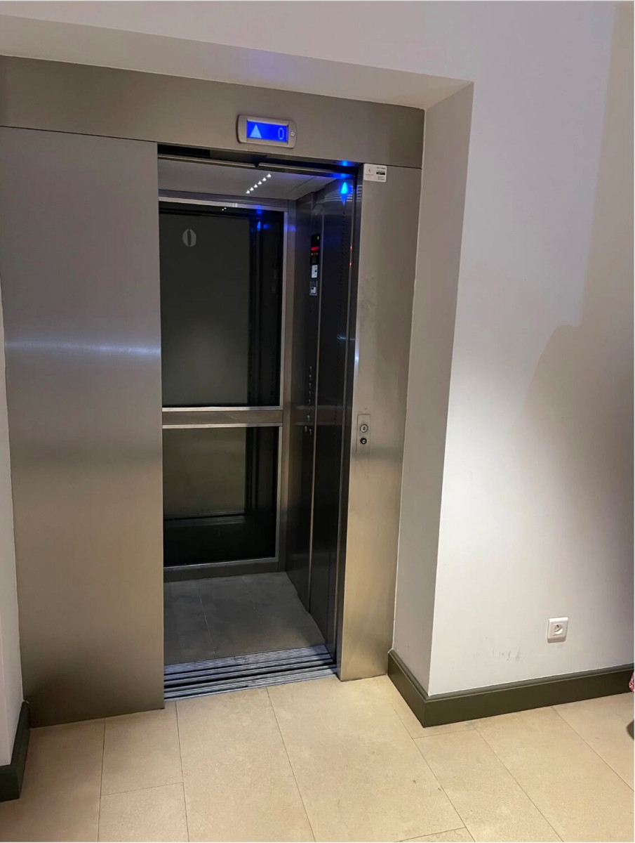 
                                                Location
                                                 Location Bureaux Paris 75002