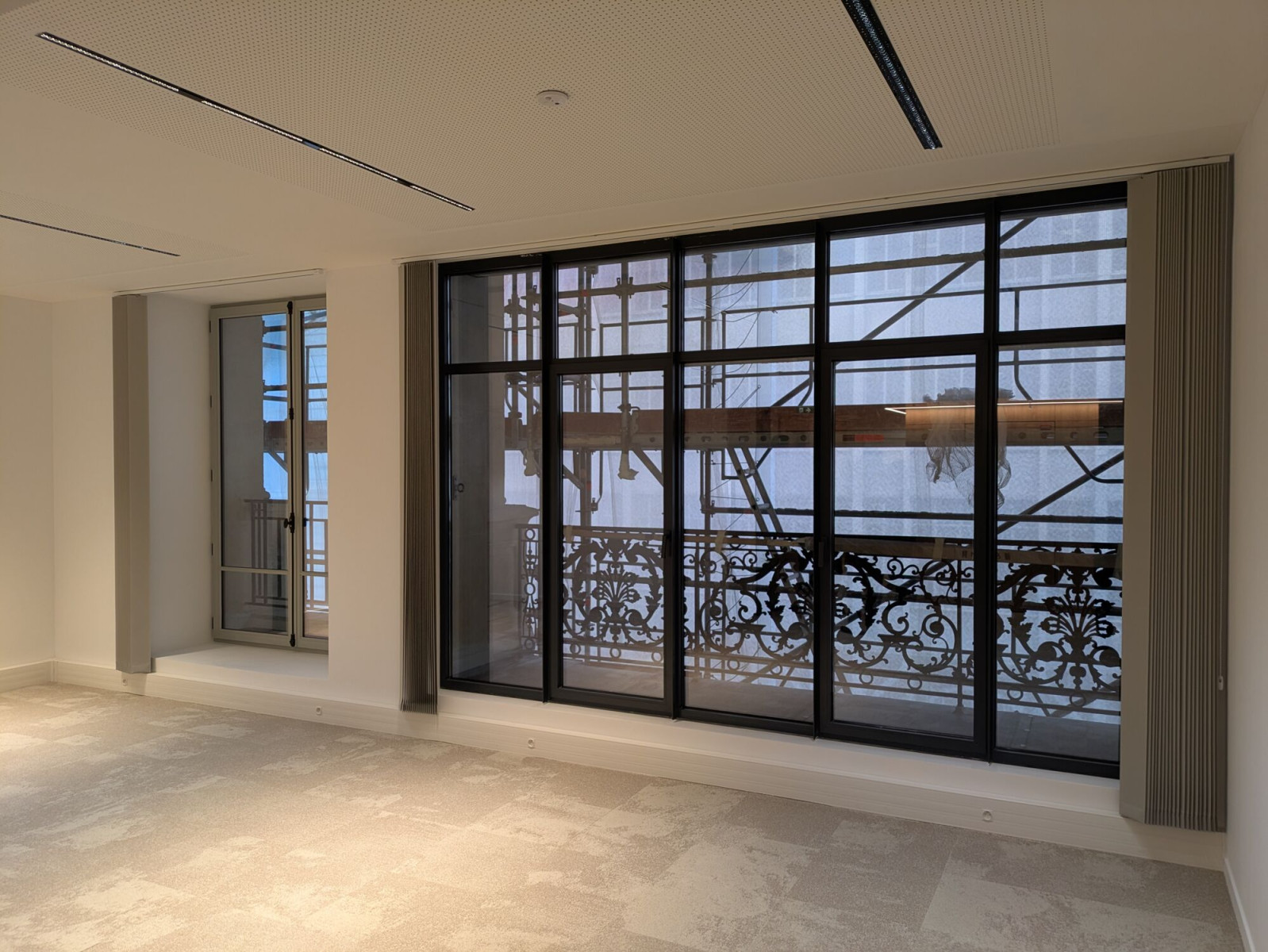 
                                                Location
                                                 Location Bureaux Paris 75002