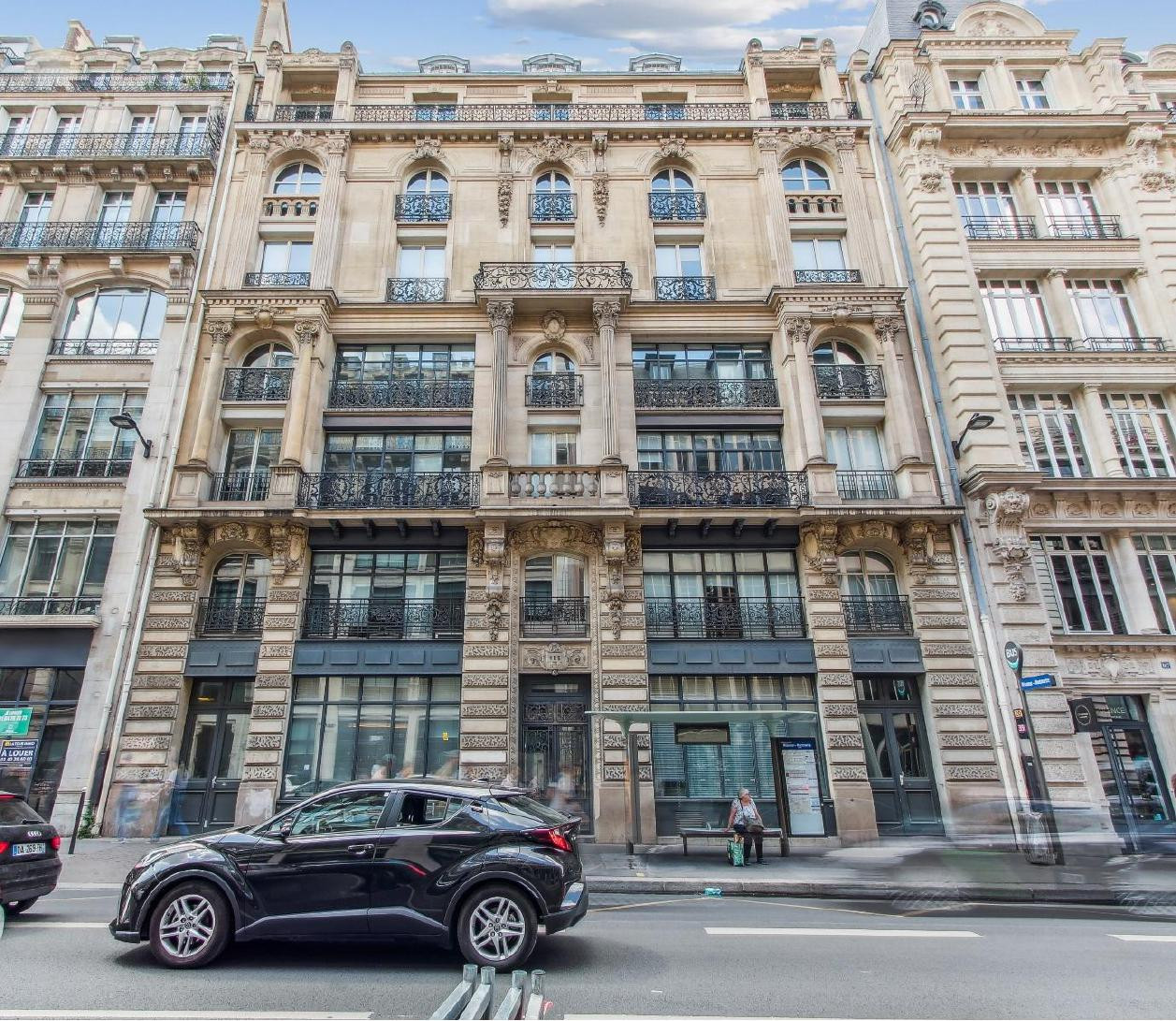 
                                                Location
                                                 Location Bureaux Paris 75002