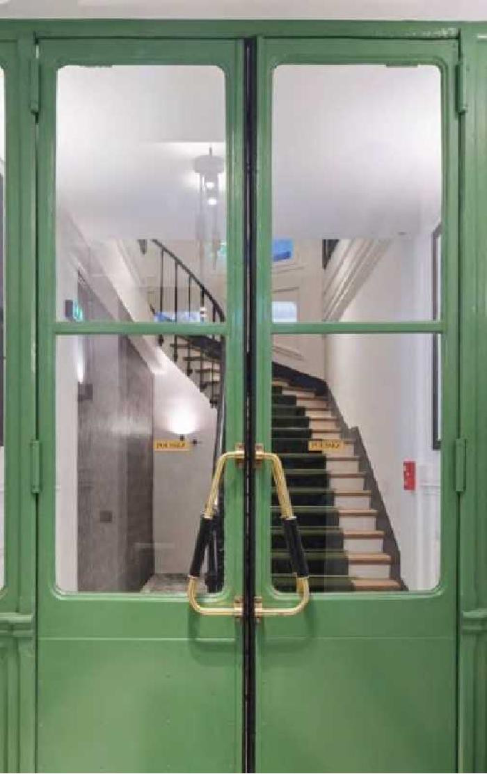 
                                                Location
                                                 Location Bureaux Paris 75002