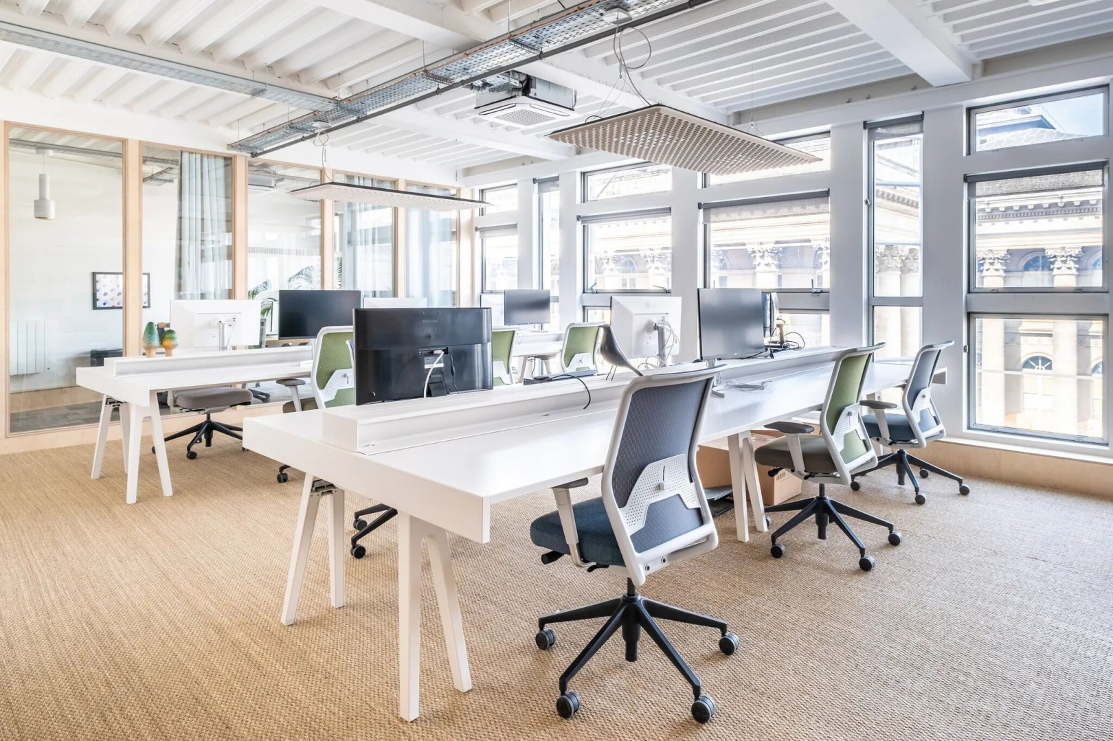 
                                                Location
                                                 Location Bureaux Paris 75002