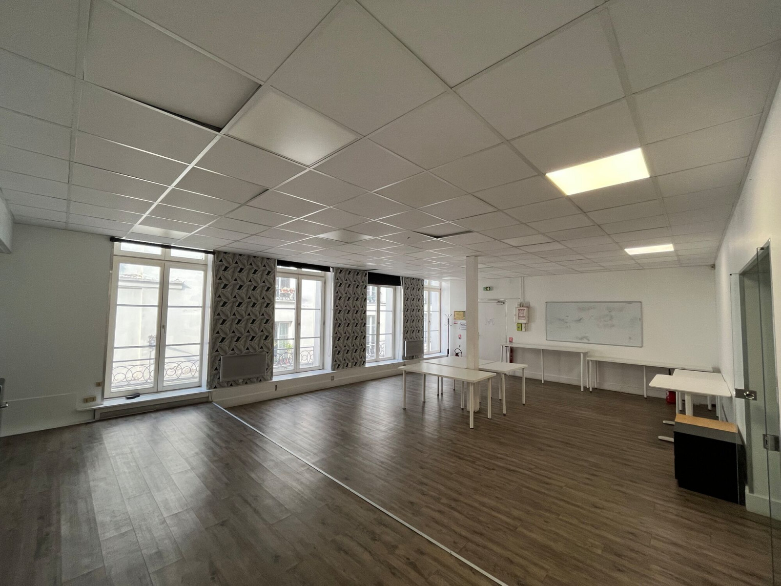 
                                                Location
                                                 Location Bureaux Paris 75002