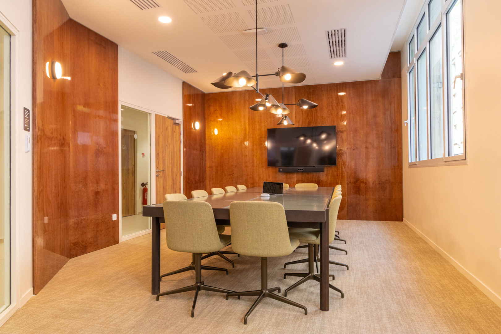 
                                                Location
                                                 Location Bureaux Paris 75002