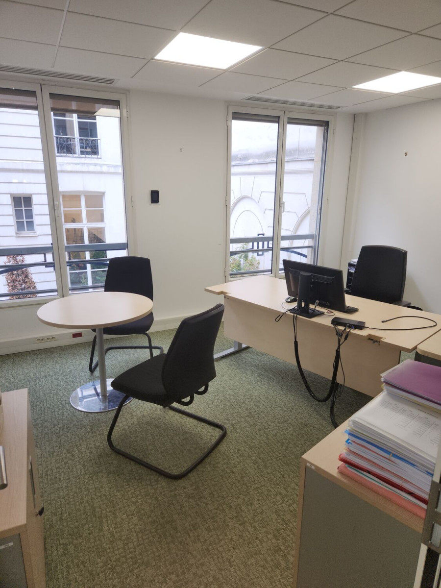 
                                                Location
                                                 Location Bureaux Paris 75002