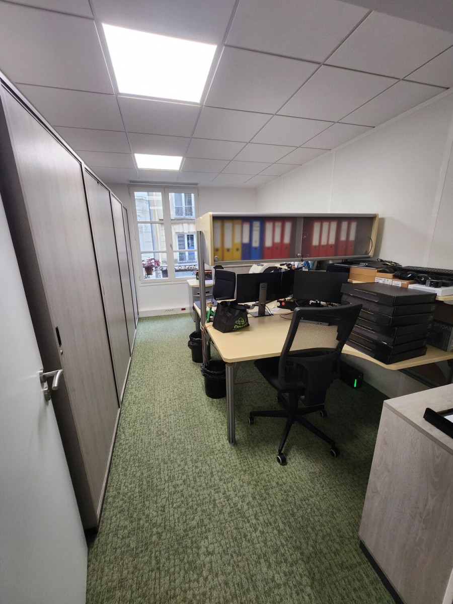 
                                                Location
                                                 Location Bureaux Paris 75002