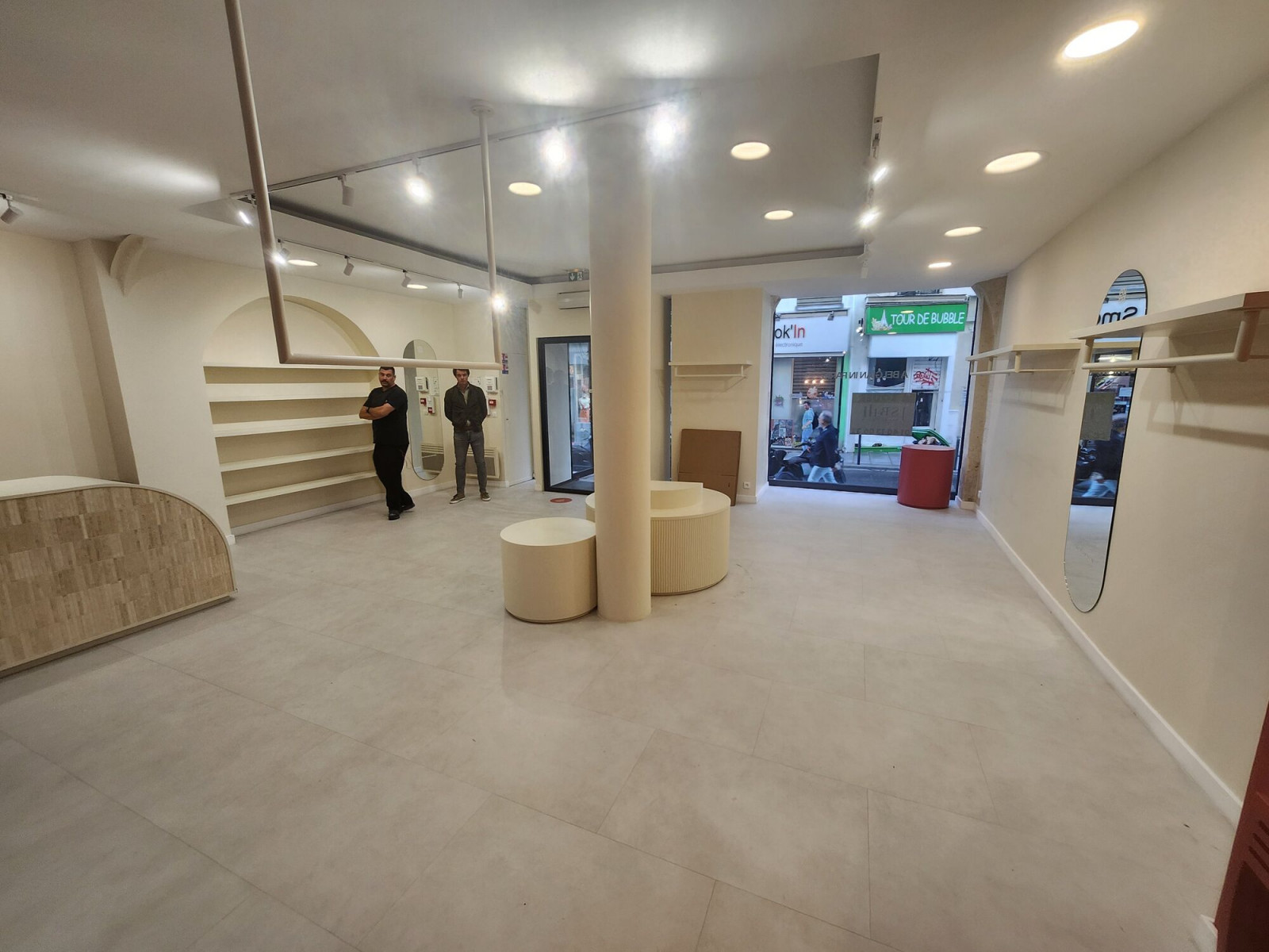 
                                                Location
                                                 Location Bureaux Paris 75002