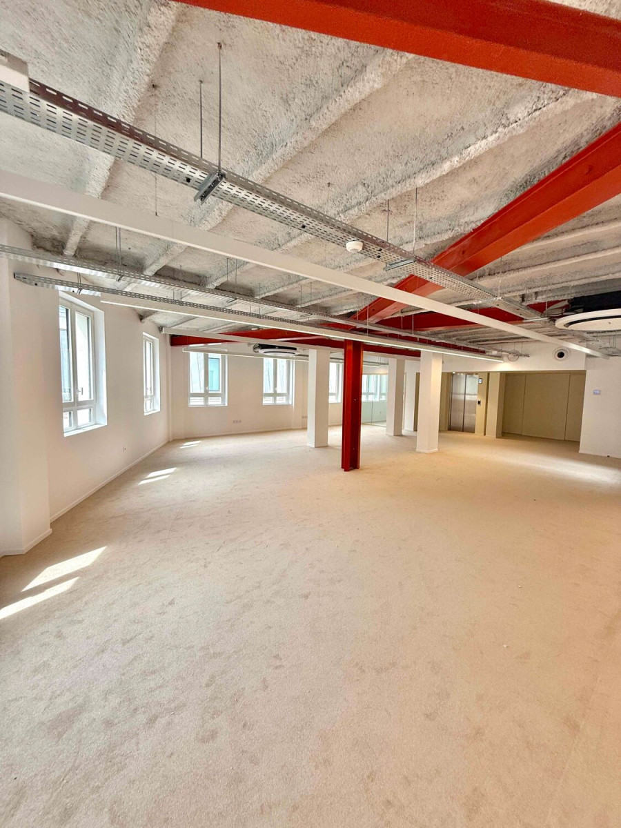 
                                                Location
                                                 Location Bureaux Paris 75002