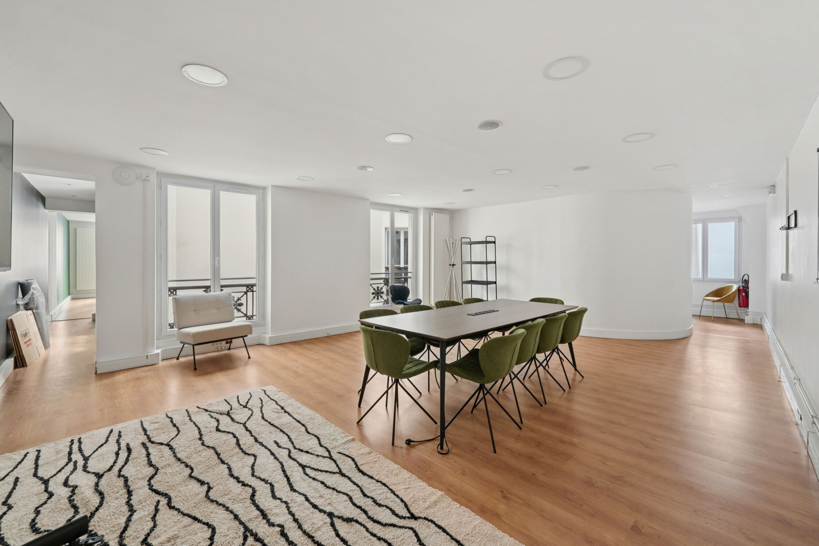 
                                                Location
                                                 Location Bureaux Paris 75002