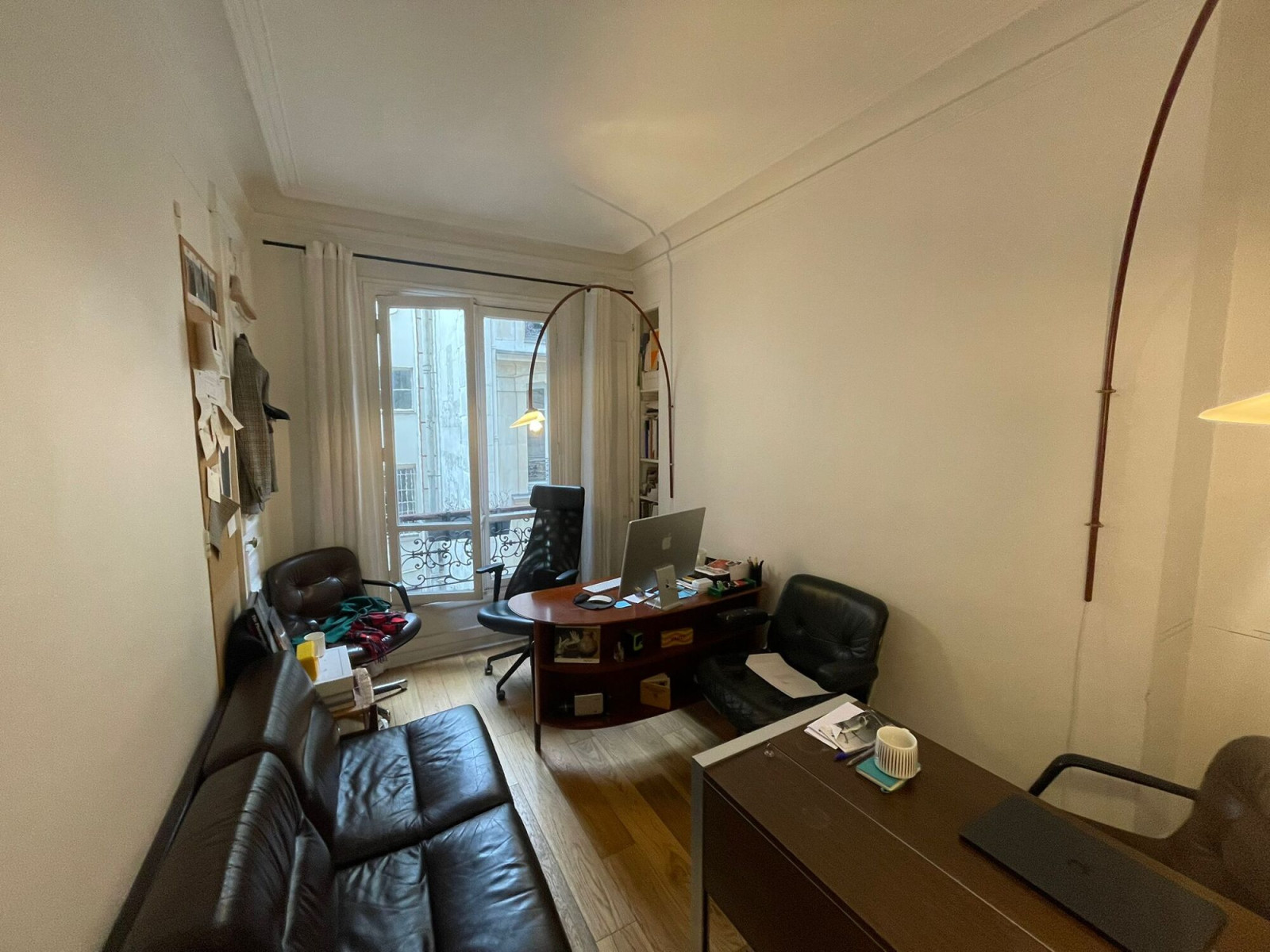 
                                                Location
                                                 Location Bureaux Paris 75002