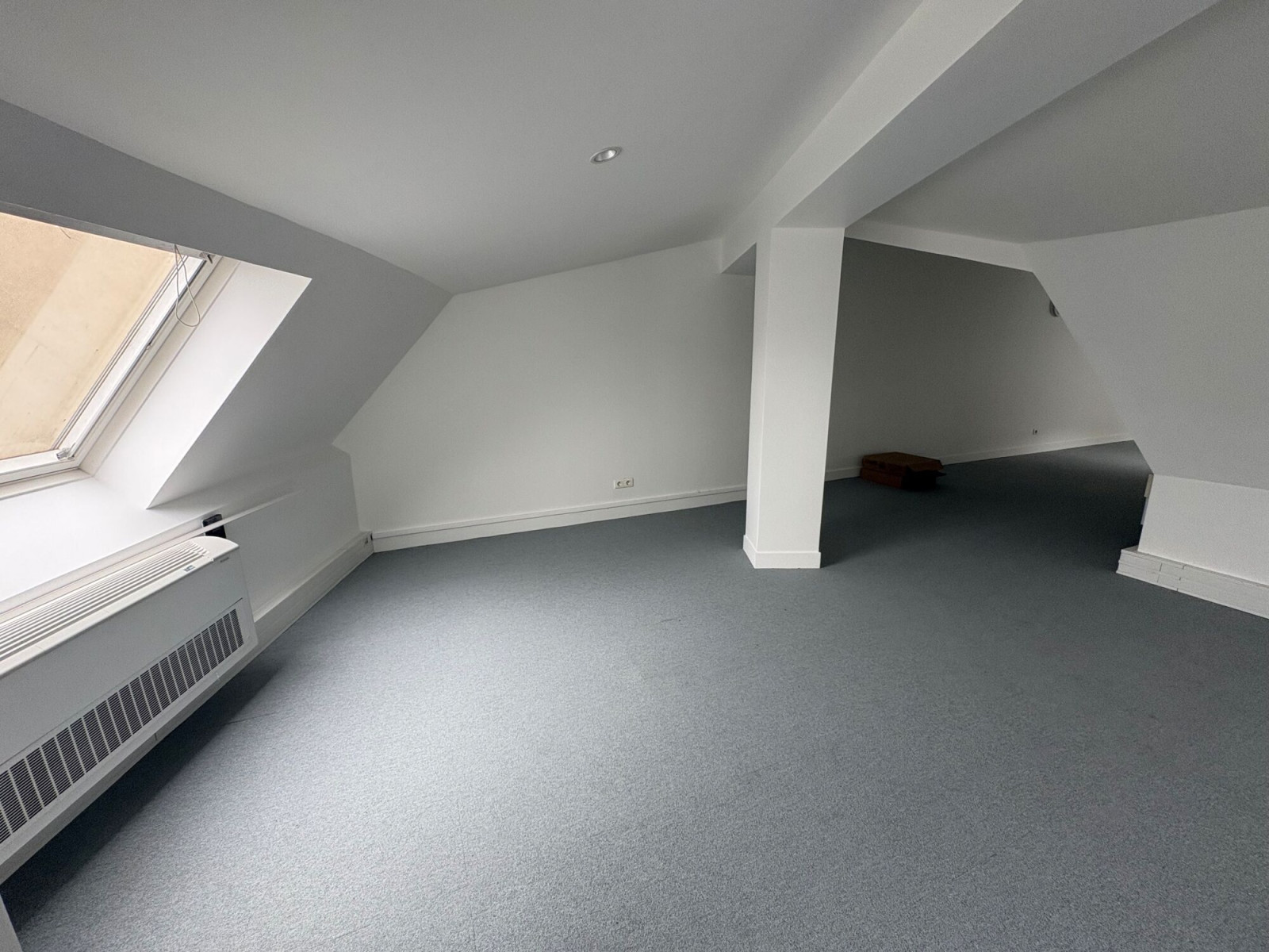
                                                Location
                                                 Location Bureaux Paris 75002