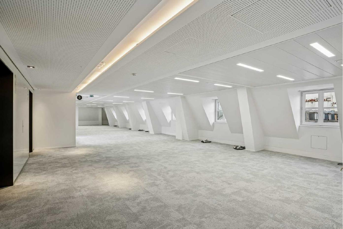 
                                                Location
                                                 Location Bureaux Paris 75002