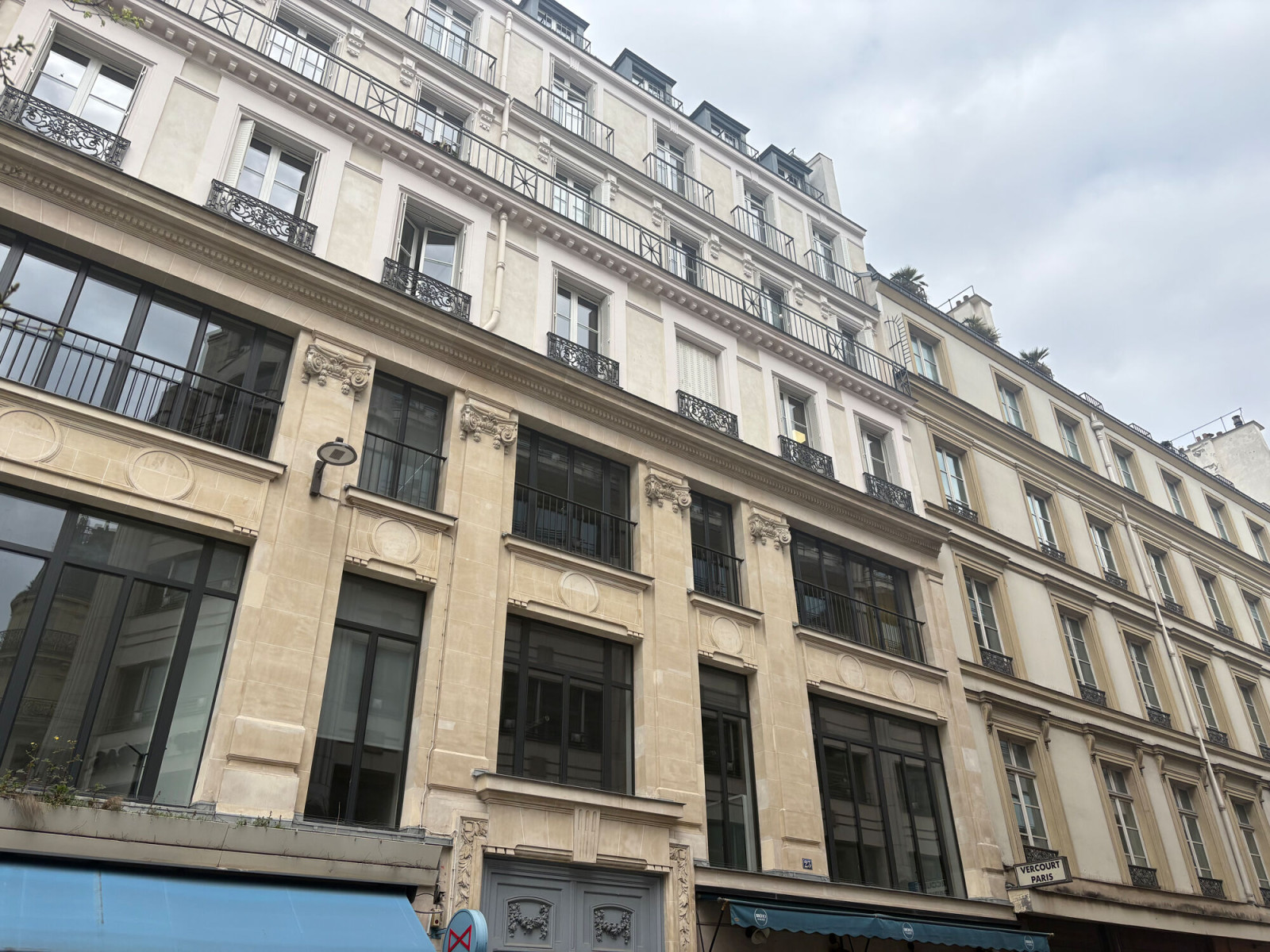 
                                                Location
                                                 Location Bureaux Paris 75002