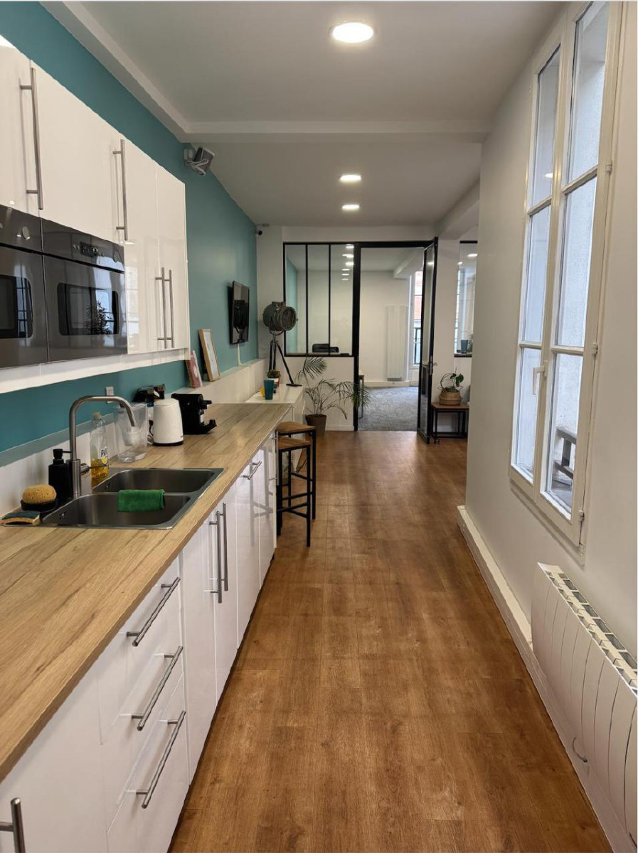 
                                                Location
                                                 Location Bureaux Paris 75002