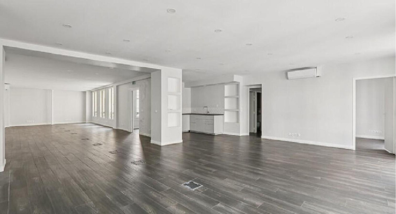 
                                                Location
                                                 Location Bureaux Paris 75002