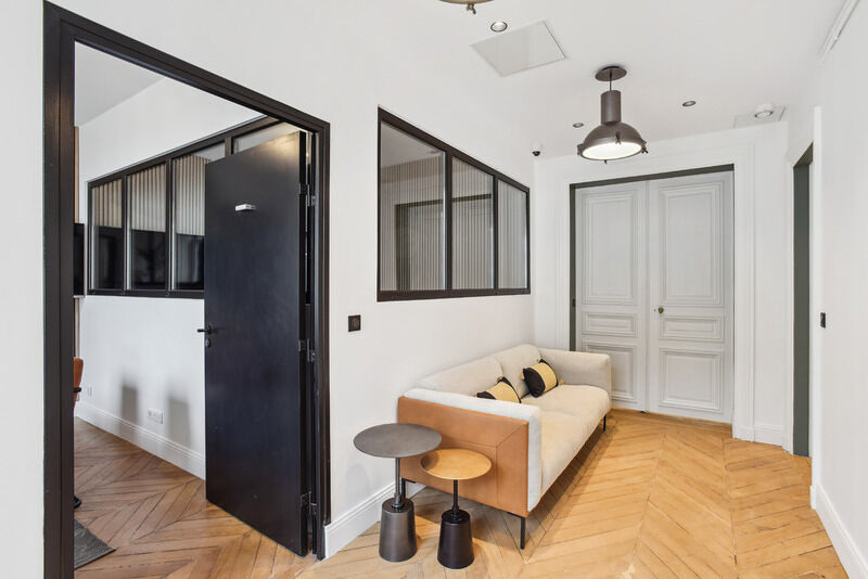 
                                                Location
                                                 Location Bureaux Paris 75002